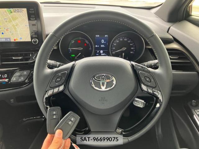 Toyota C-HR 2023-01 8754365-13