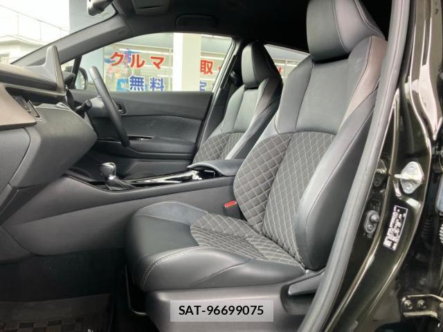 Toyota C-HR 2023-01 8754365-6