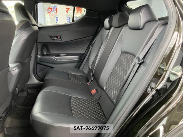 Toyota C-HR 2023-01 8754365-7