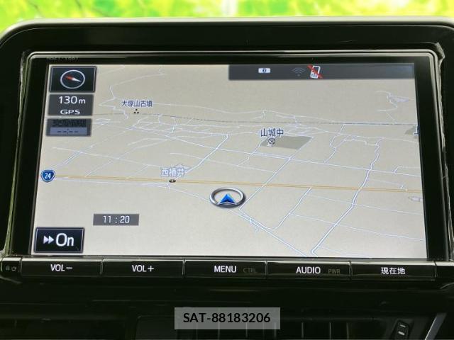 Toyota C-HR 2017-10 8754408-9