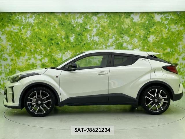 Toyota C-HR 2021-06 8754680-1
