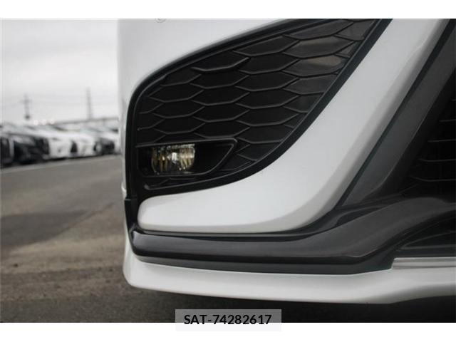 Toyota CAMRY 2019-02 8753892-17