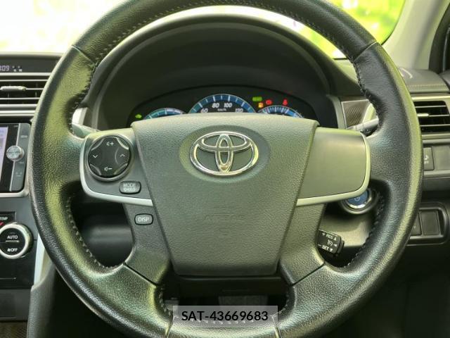 Toyota CAMRY 2014-05 8754524-13