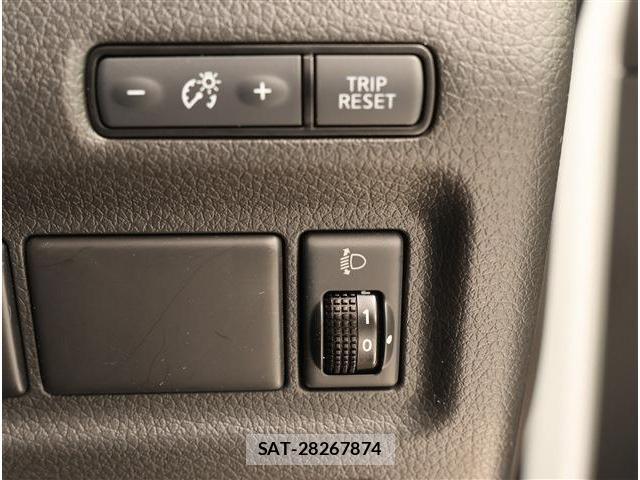 Nissan Caravan 2024-09 8752399-6