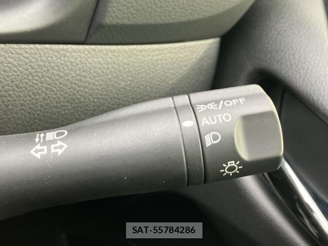 Nissan Caravan 2026-01 8754704-10