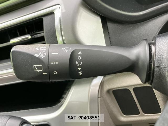 Daihatsu CAST 2017-10 8754533-14