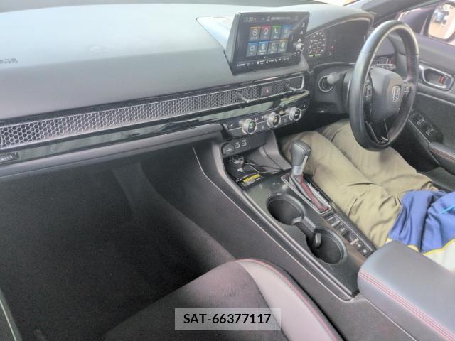Honda CIVIC 2021-08 8753731-2