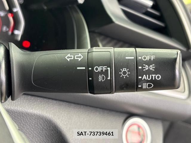 Honda CIVIC 2018-03 8753790-14