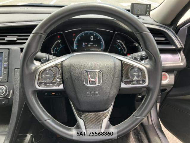 Honda CIVIC 2018-04 8754655-13
