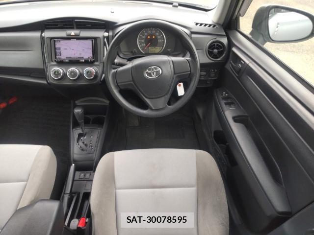 Toyota COROLLA AXIO 2017-09 8752609-2