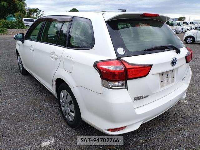 Toyota COROLLA FIELDER 2015-08 8752660-5