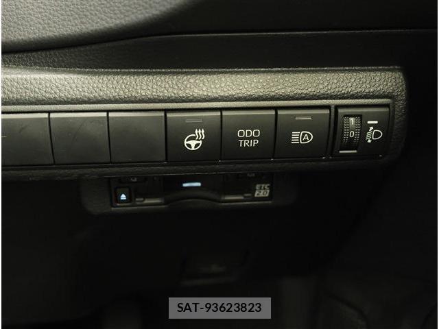 Toyota COROLLA TOURING 2024-06 8752382-14