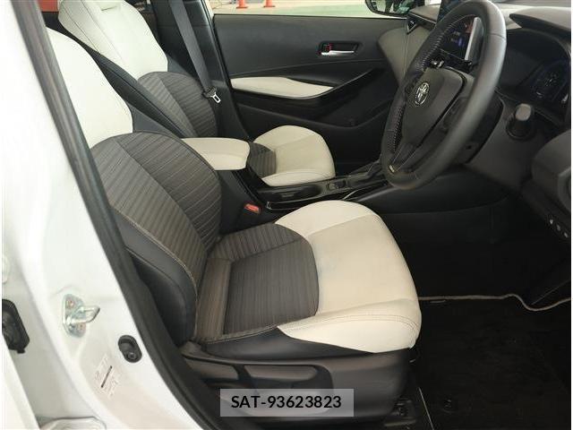 Toyota COROLLA TOURING 2024-06 8752382-15