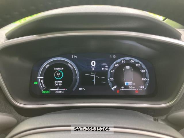 Toyota COROLLA TOURING 2025-03 8754373-12