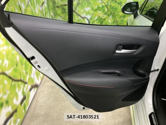 Toyota COROLLA SPORT 2025-04 8754668-6