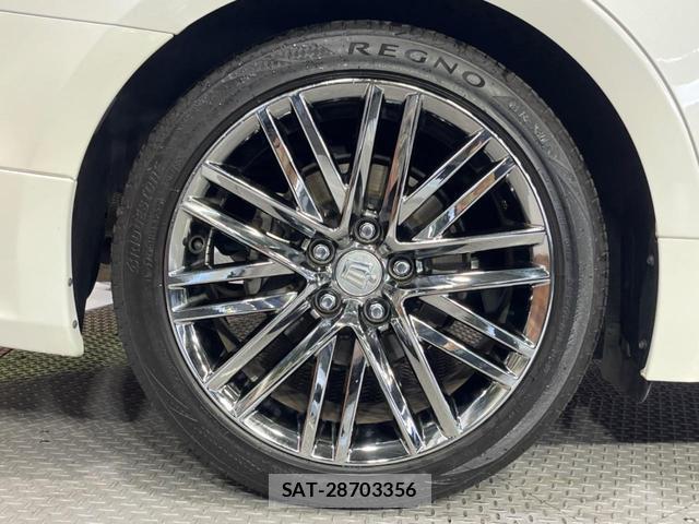 Toyota CROWN HYBRID 2014-03 8752820-5