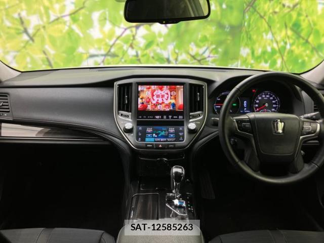 Toyota CROWN HYBRID 2015-09 8753072-3