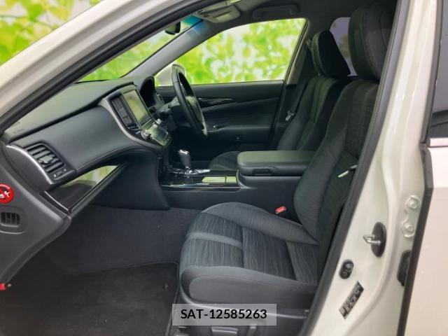 Toyota CROWN HYBRID 2015-09 8753072-4