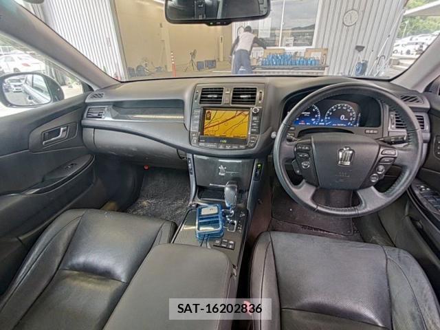 Toyota CROWN HYBRID 2009-06 8753179-2