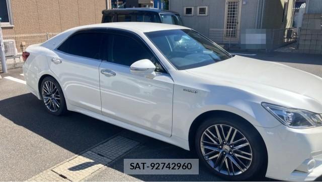 Toyota CROWN HYBRID 2013-02 8753571-3