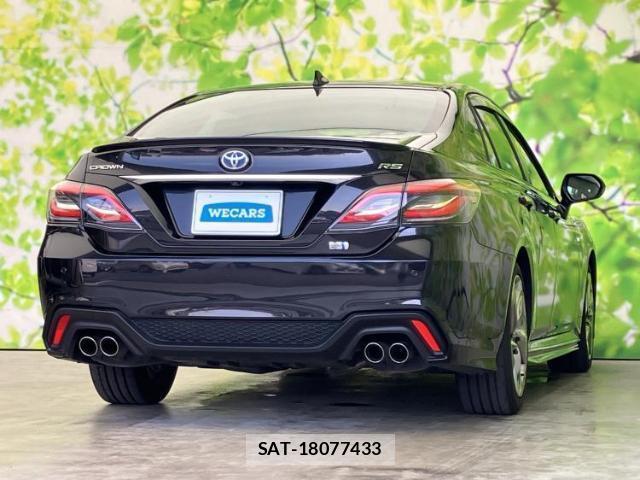 Toyota CROWN HYBRID 2019-03 8754697-2