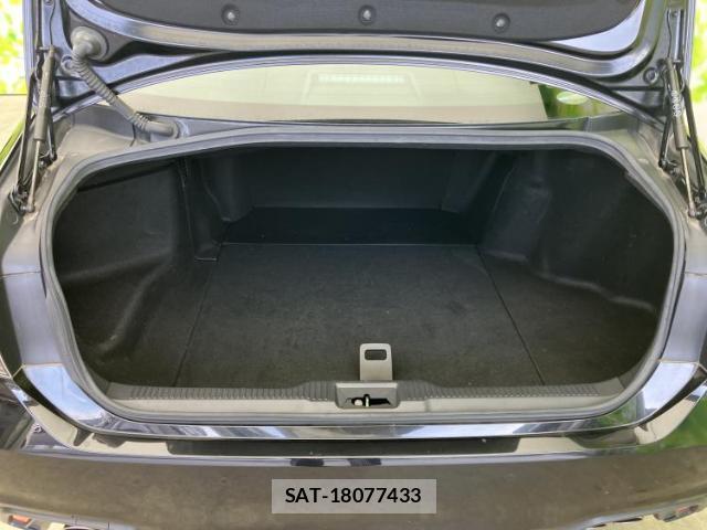 Toyota CROWN HYBRID 2019-03 8754697-7