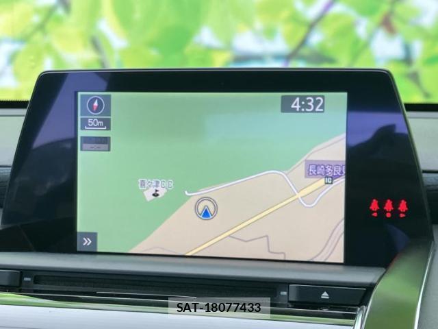 Toyota CROWN HYBRID 2019-03 8754697-8
