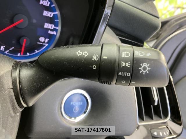Toyota CROWN HYBRID 2019-09 8754726-16
