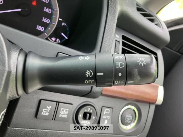 Toyota CROWN MAJESTA 2013-06 8754497-14