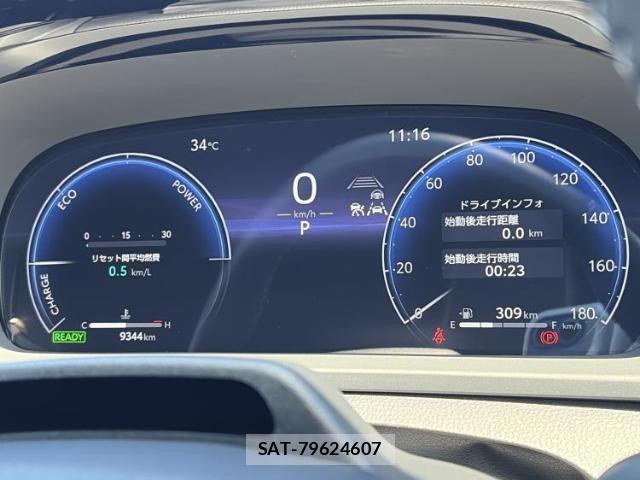 Toyota CROWN 2024-11 8752583-14