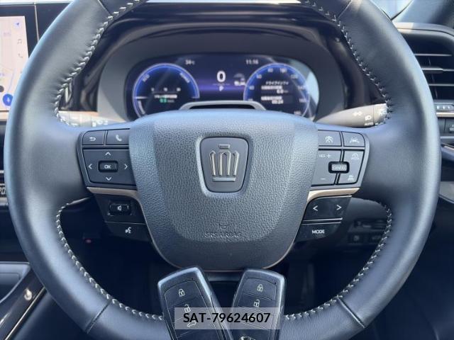 Toyota CROWN 2024-11 8752583-15