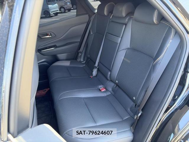 Toyota CROWN 2024-11 8752583-6
