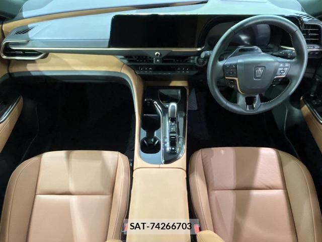 Toyota CROWN 2024-11 8752703-1