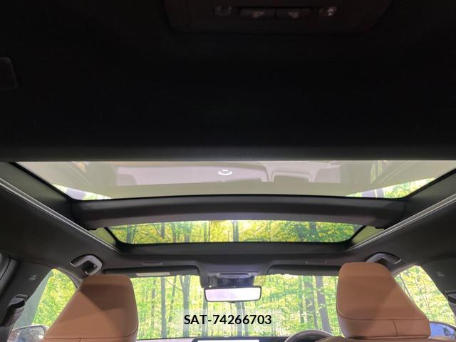 Toyota CROWN 2024-11 8752703-2