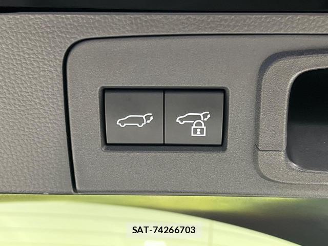 Toyota CROWN 2024-11 8752703-7