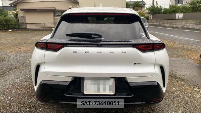 Toyota CROWN 2025-01 8753592-1
