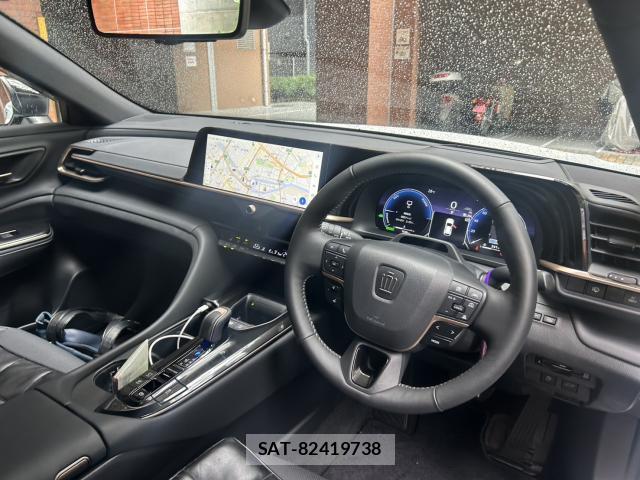 Toyota CROWN 2024-12 8753852-3