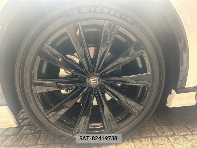 Toyota CROWN 2024-12 8753852-6