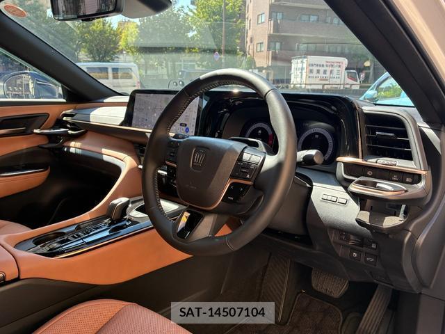 Toyota CROWN 2025-09 8754322-16
