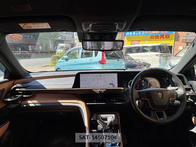 Toyota CROWN 2025-09 8754322-2