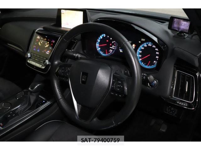 Toyota CROWN 2019-11 8753998-15