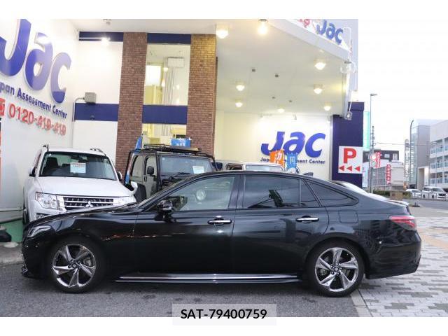 Toyota CROWN 2019-11 8753998-4