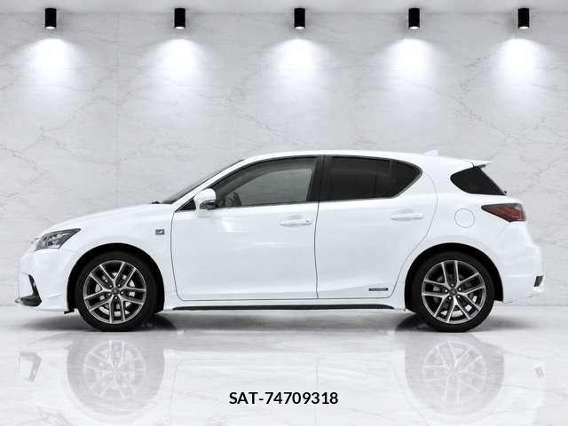 Lexus CT 2016-11 8754060-2