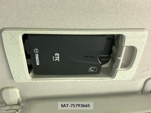 Mazda CX-3 2017-02 8753090-14