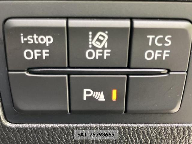 Mazda CX-3 2017-02 8753090-15