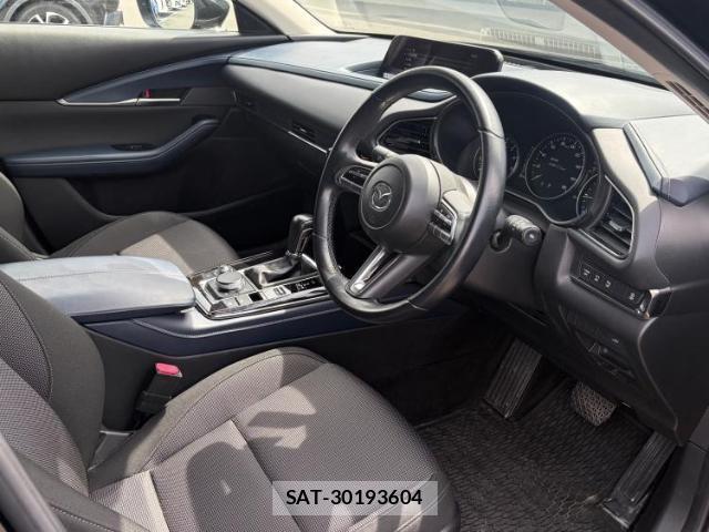 Mazda CX-30 2021-12 8752309-4