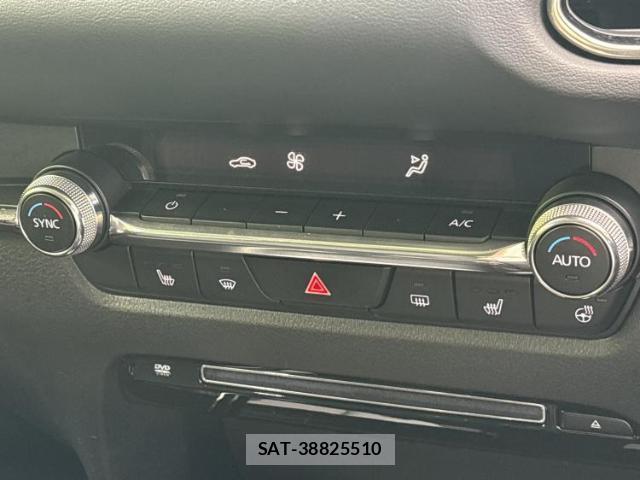 Mazda CX-30 2023-08 8752763-12