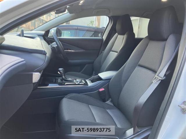 Mazda CX-30 2022-07 8753071-4