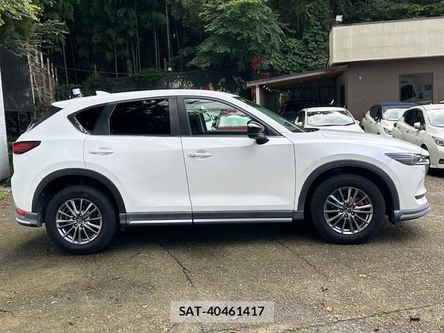 Mazda CX-5 2017-08 8753807-3