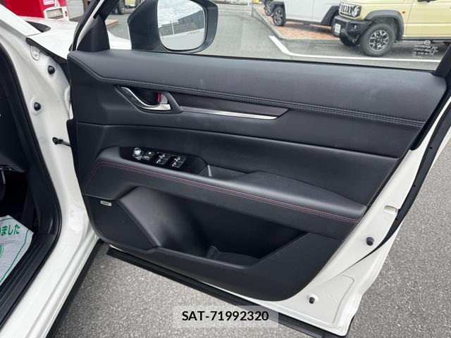 Mazda CX-5 2022-03 8754176-18